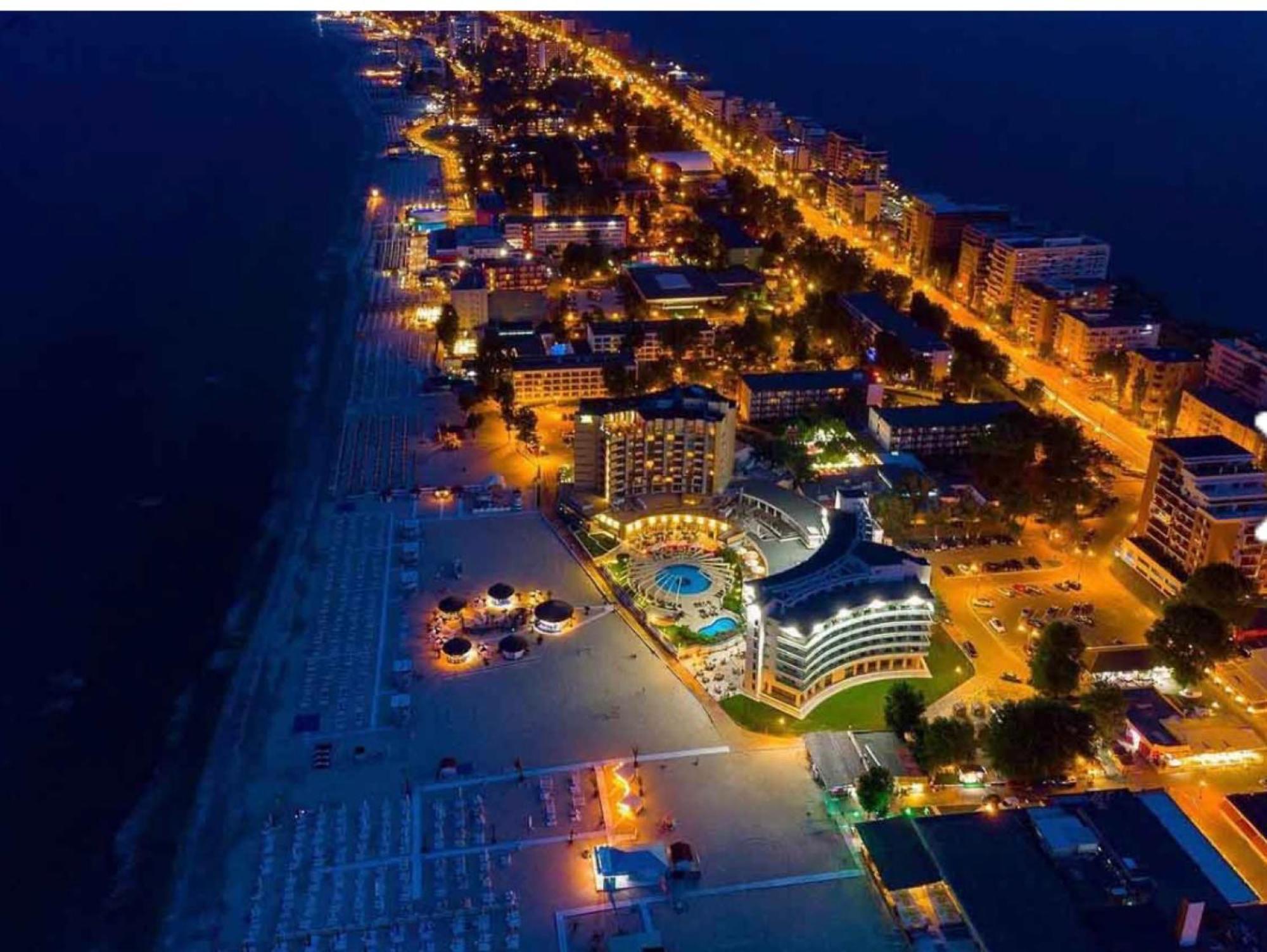 Sophia Lake View Suite Mamaia Exterior photo