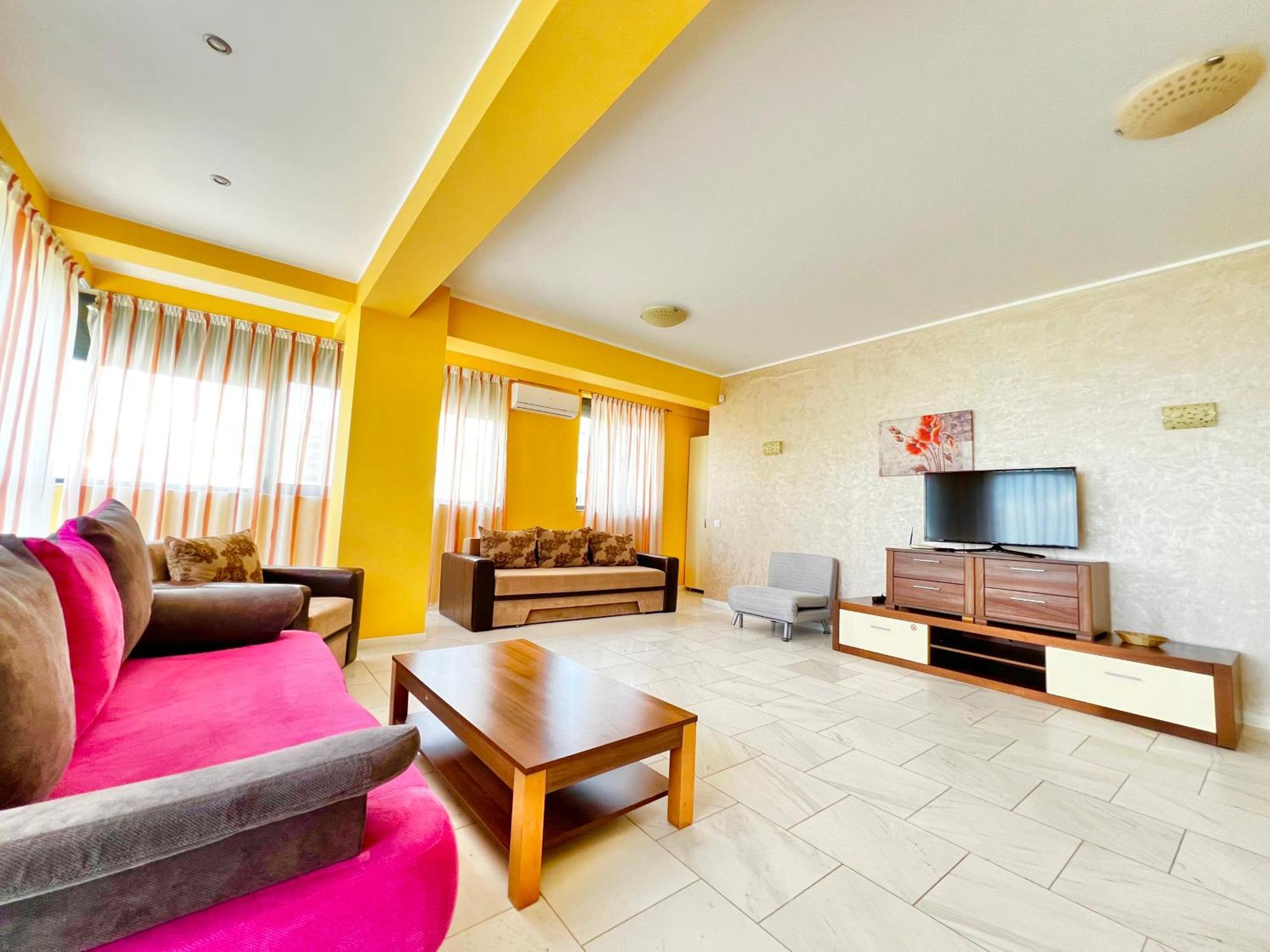 Sophia Lake View Suite Mamaia Exterior photo