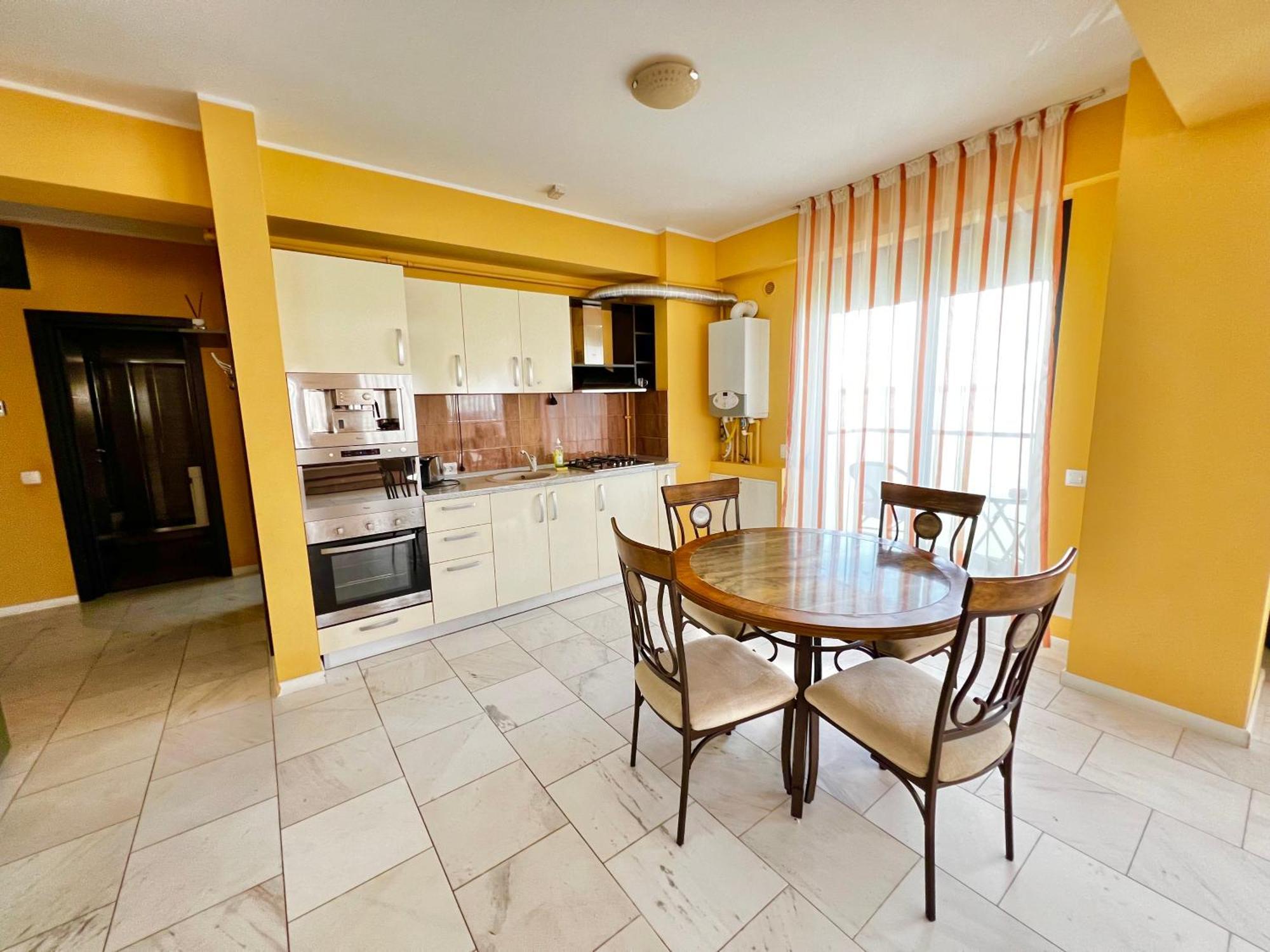 Sophia Lake View Suite Mamaia Exterior photo